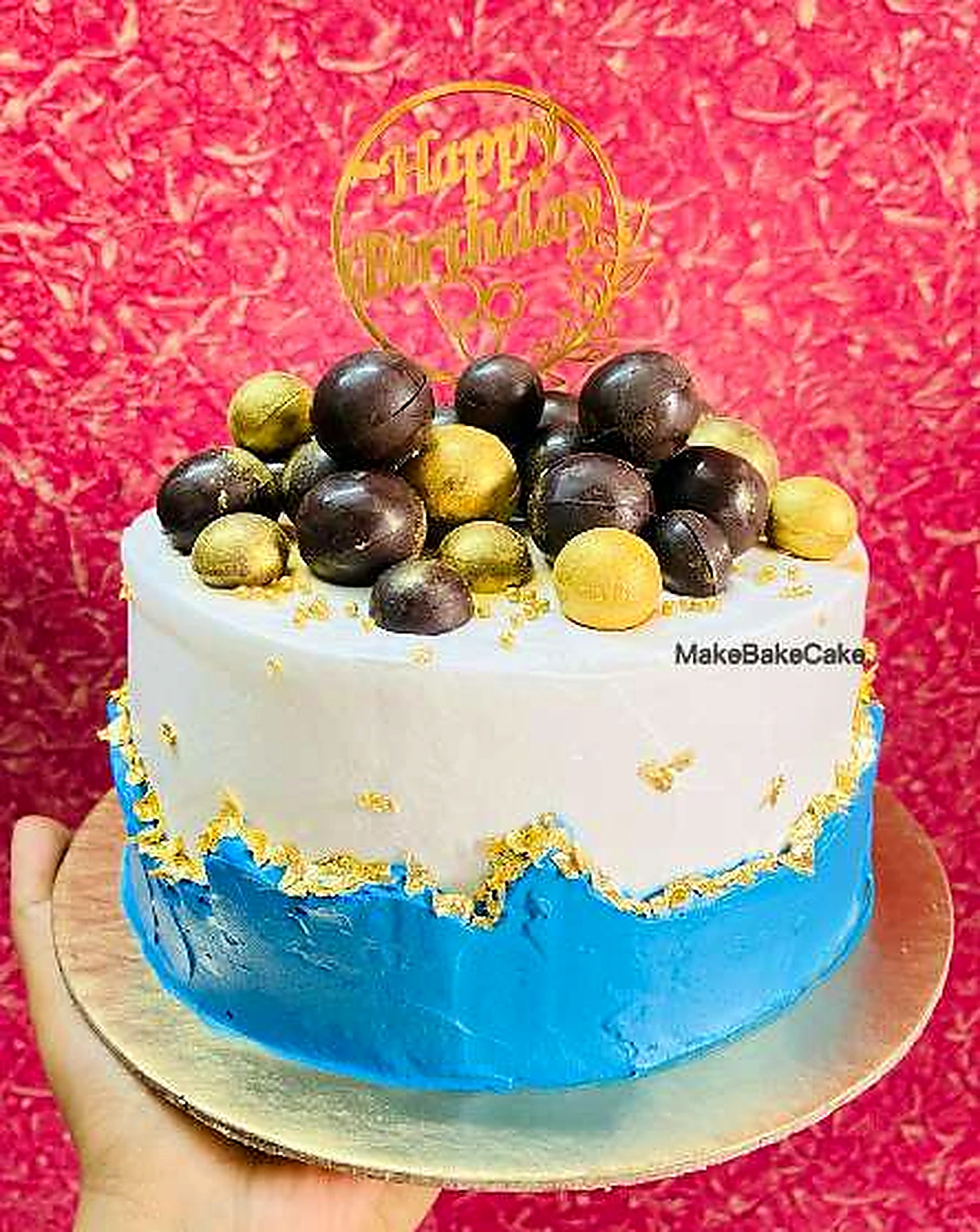 Midnight gold cake
